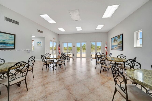 Building Photo - 4361 SW 160th Ave
