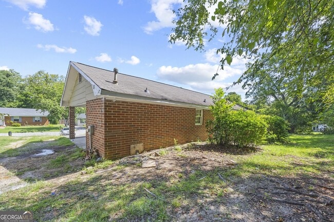 Building Photo - 2260 Arrowwood Dr