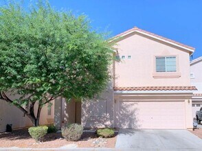 Building Photo - Beautiful 3 Bedroom Home in Mountains Edge with Pool/Spa