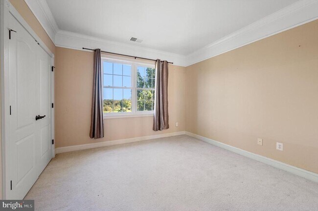 Building Photo - 604 Masters Dr