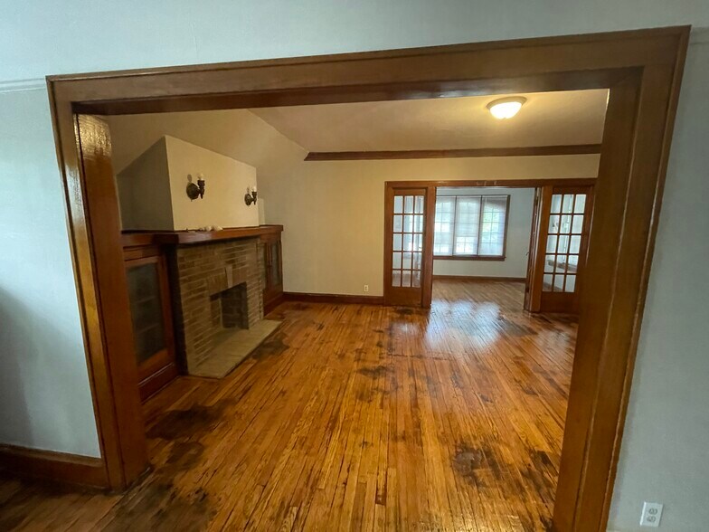 Building Photo - 2777 N 48th St