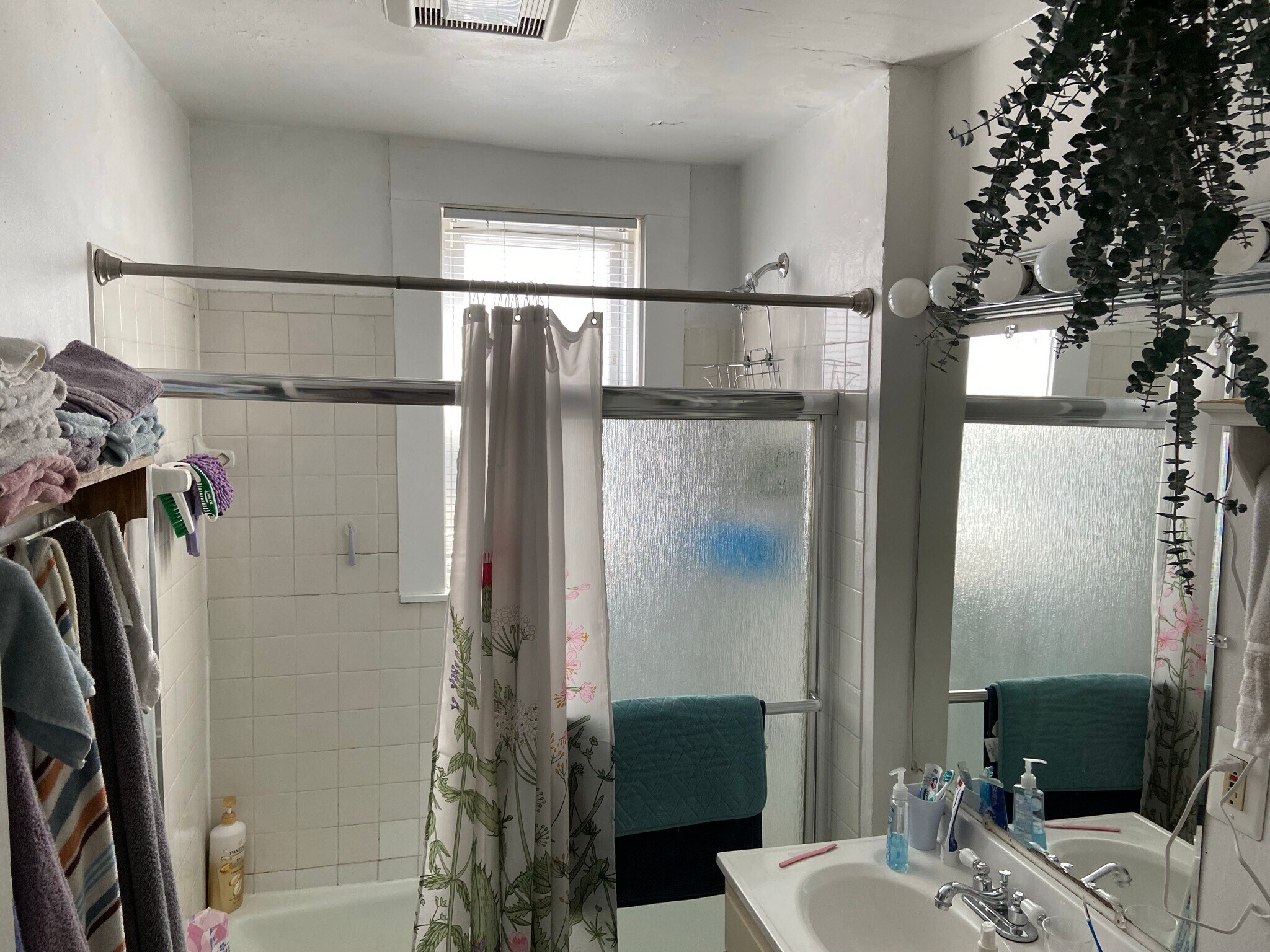 Building Photo - 590 Cambridge St