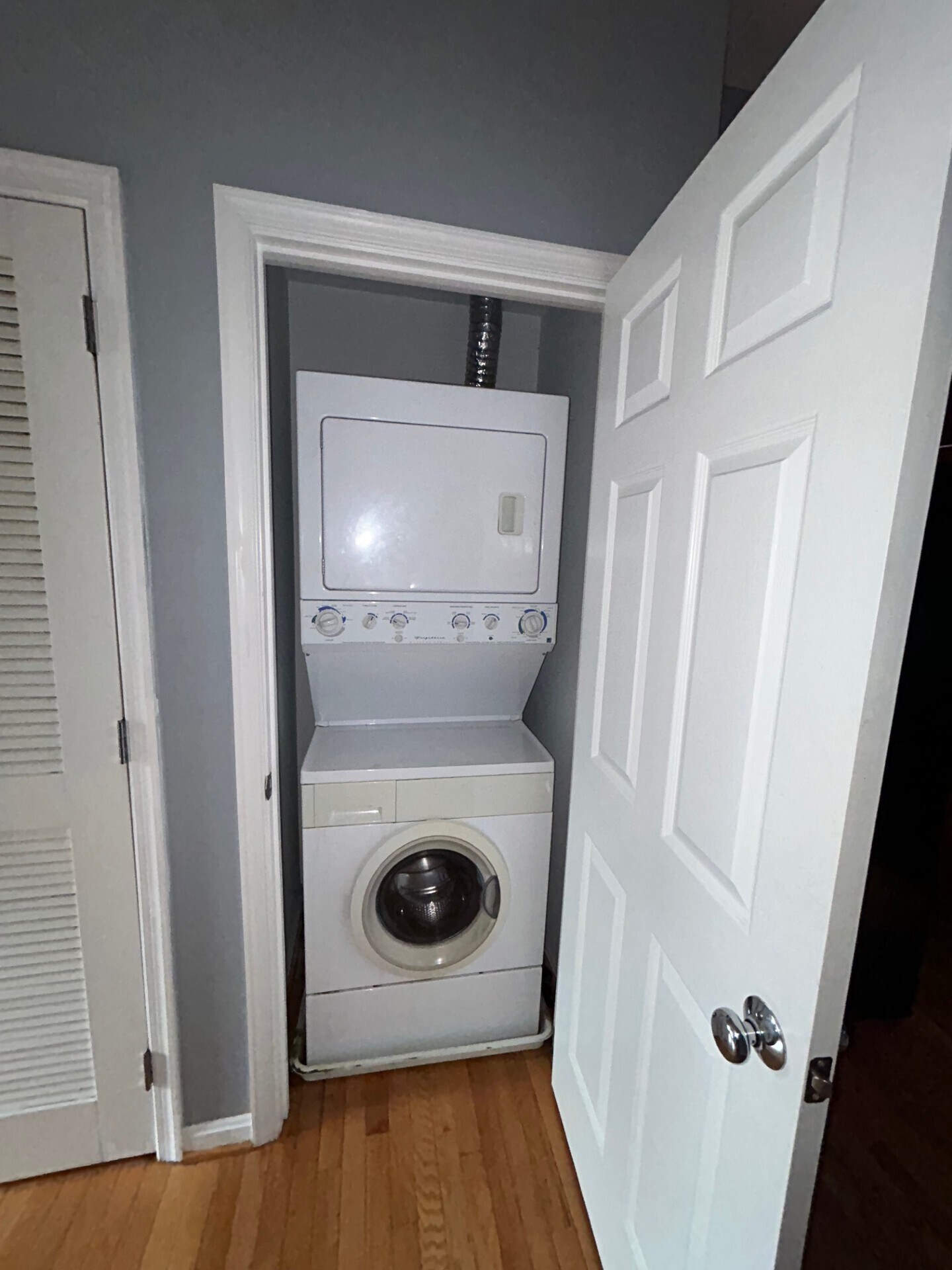 Laundry - 610 Irving St NW