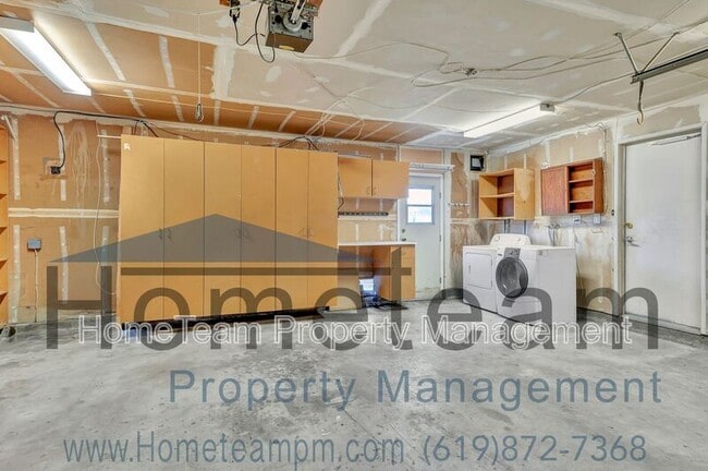 Building Photo - 630 Rivera St