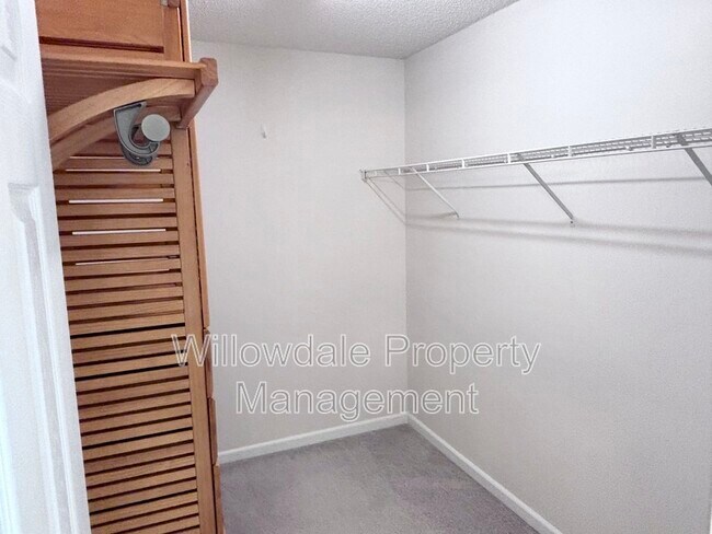 Building Photo - 108 Sturminster Dr