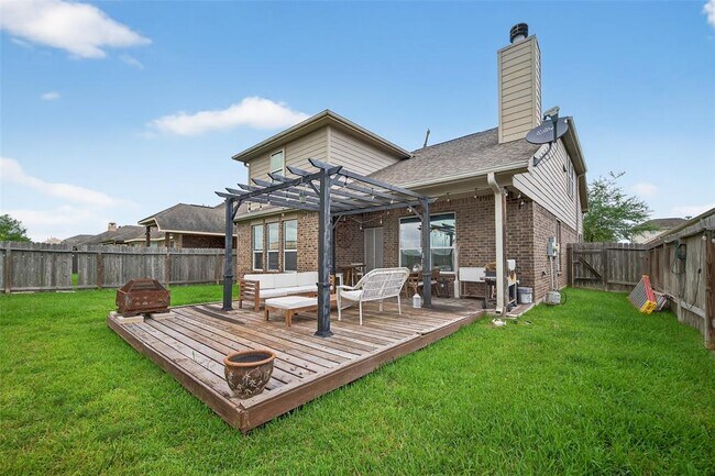 Building Photo - 2422 Blue Jay Ln