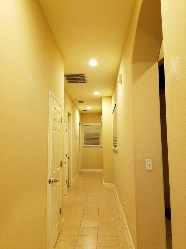 Building Photo - 5697 W Birch Ave