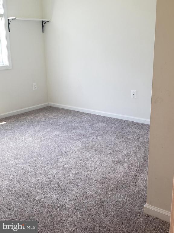 Building Photo - 43158 Whelplehill Terrace