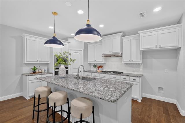 Building Photo - 2873 Creekway Dr