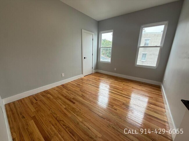 Building Photo - 103 Yonkers Ave