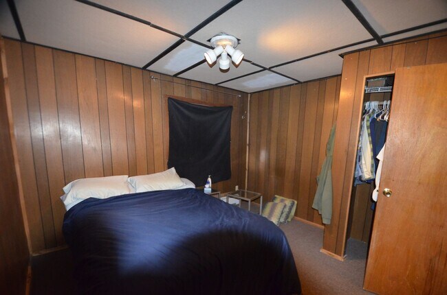 Building Photo - 782 Shekel Ln