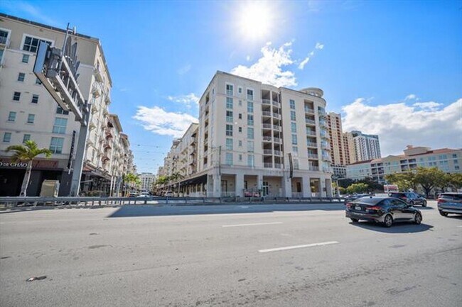 Building Photo - 7270 SW 88th St