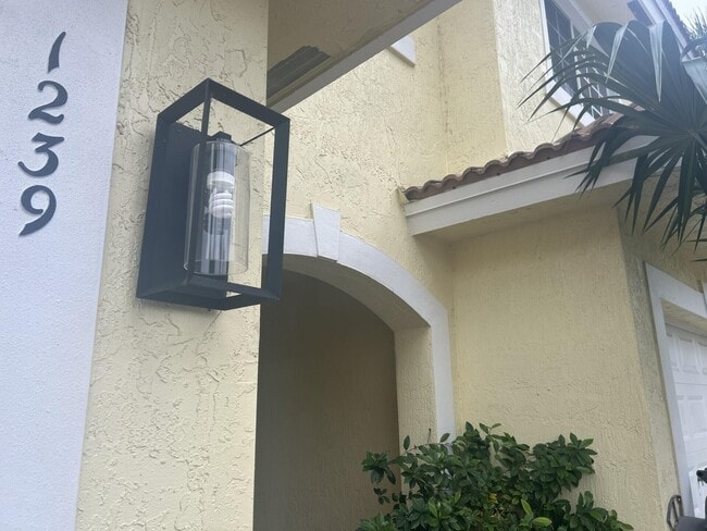 Building Photo - 1239 Imperial Lake Rd