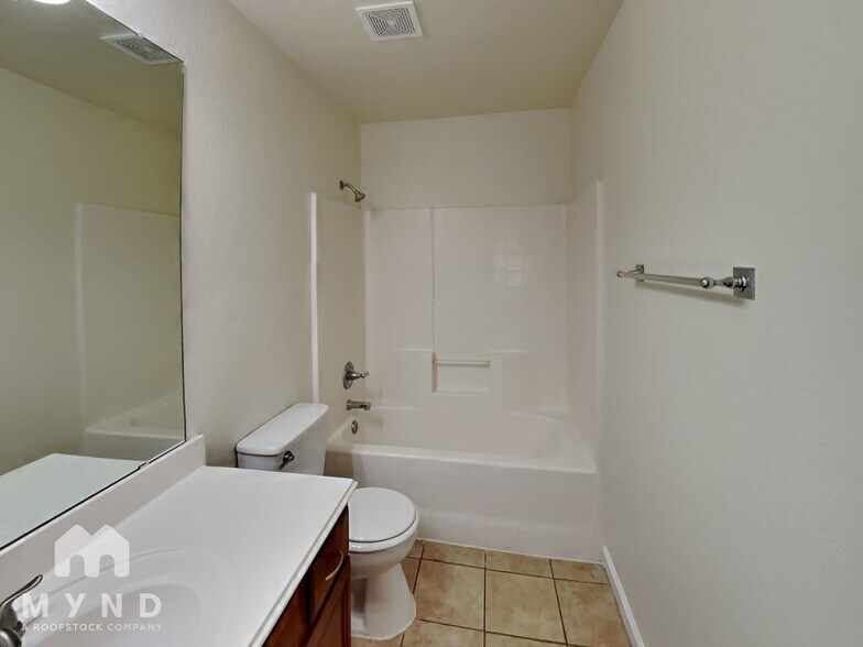 Building Photo - 6513 Sierra Madre Dr