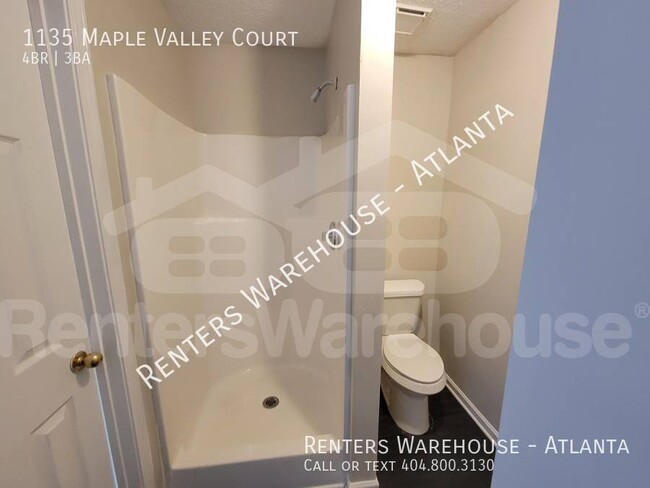Building Photo - Great Townhouse in Union City&#039;s Maple...