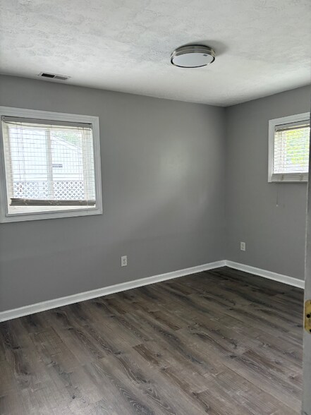 Building Photo - 4246 Redonda Ln