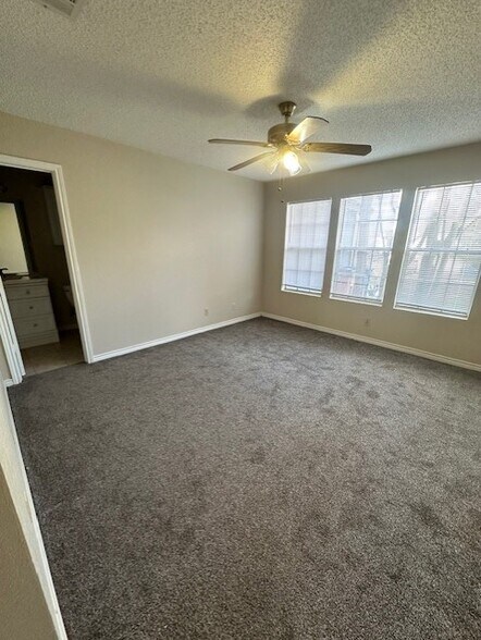 Spacious Master bedroom - 9115 Japonica Ct