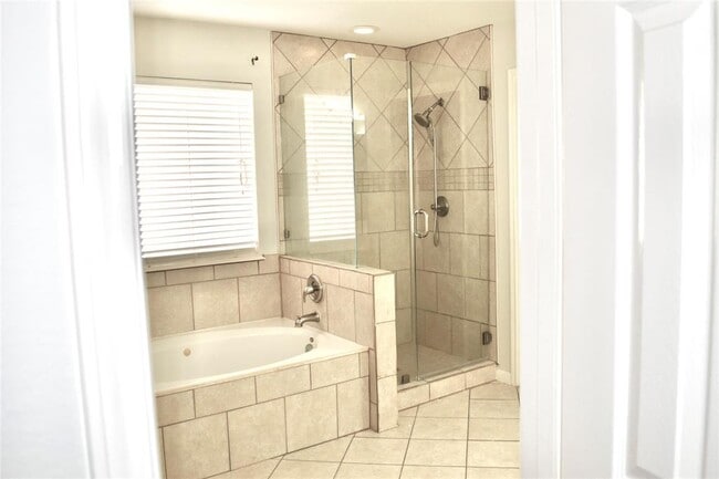 Building Photo - 23931 Ayscough Ln