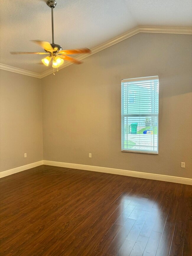 Building Photo - 3125 Shelby Way