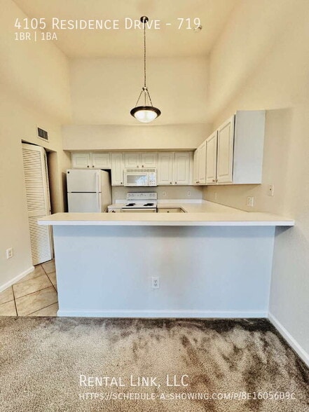 Building Photo - 4105 Residence Drive