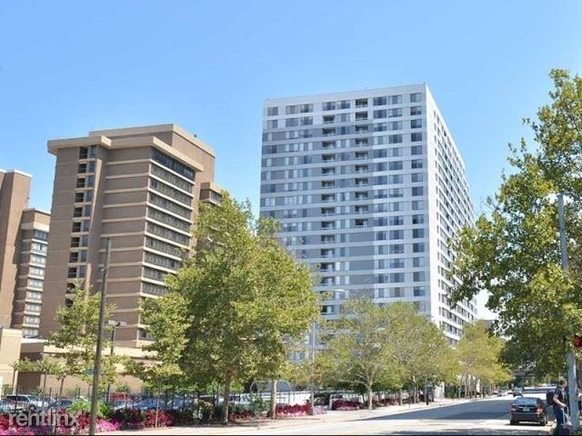 Building Photo - 401 12th St S
