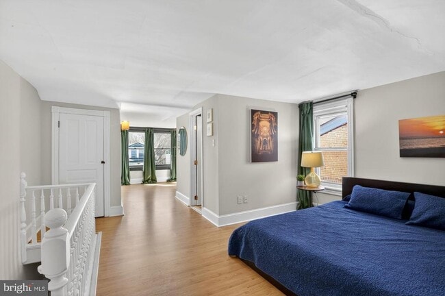 Building Photo - 4315 Lauriston St