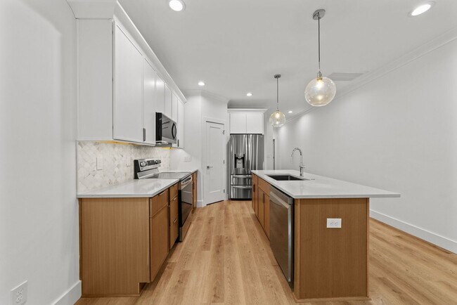 Building Photo - 6509 Lincolnville Rd