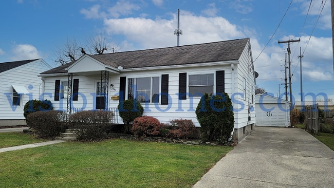 Building Photo - 2391 Baywood Dr