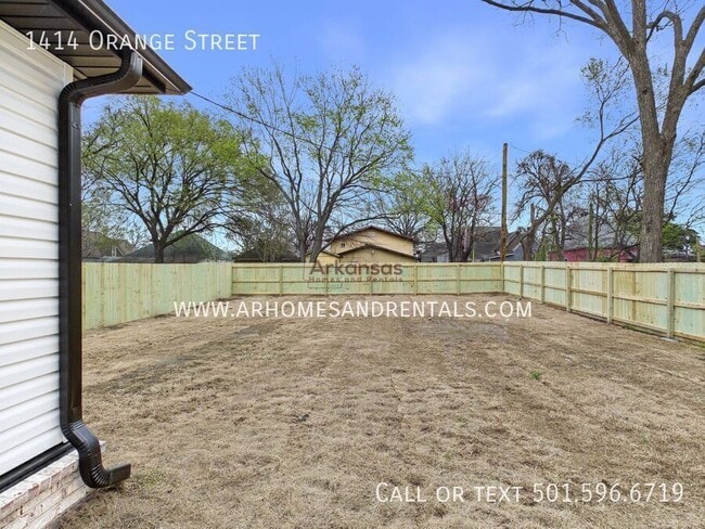 Building Photo - 1414 Orange St