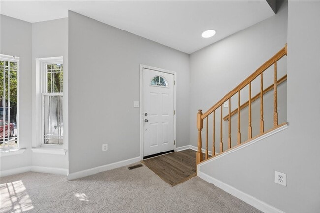 Building Photo - Premium Property in Mt Airy. Grab it while it's HOT