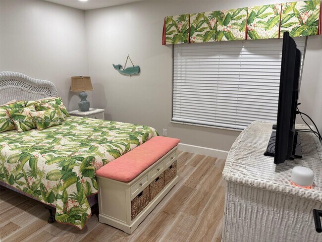 Building Photo - 4161 S US Hwy 1