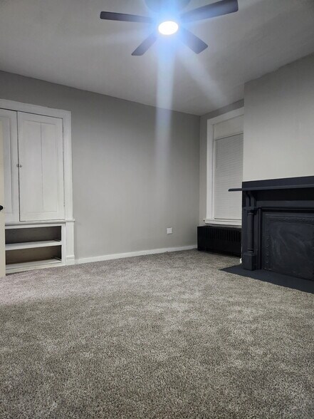 Building Photo - 147 Jucunda St