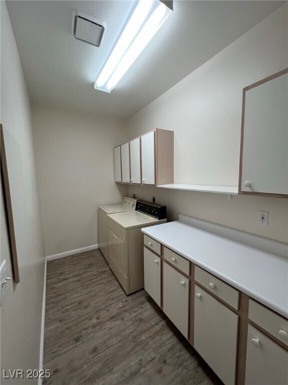 Building Photo - 2975 Bluegrass Ln