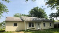 Building Photo - 903 Southmoor-