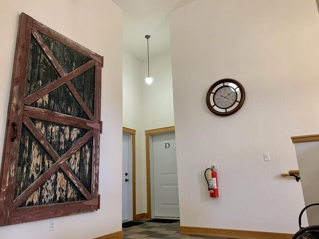 Building Photo - 636 Logan St