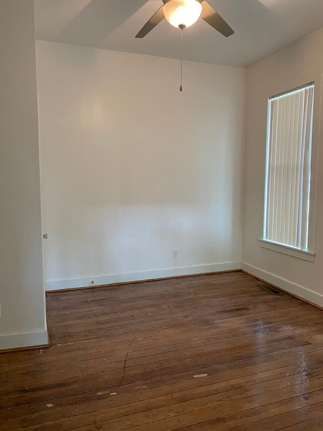 Building Photo - Historic 1920 House! Off-Street Parking, F...