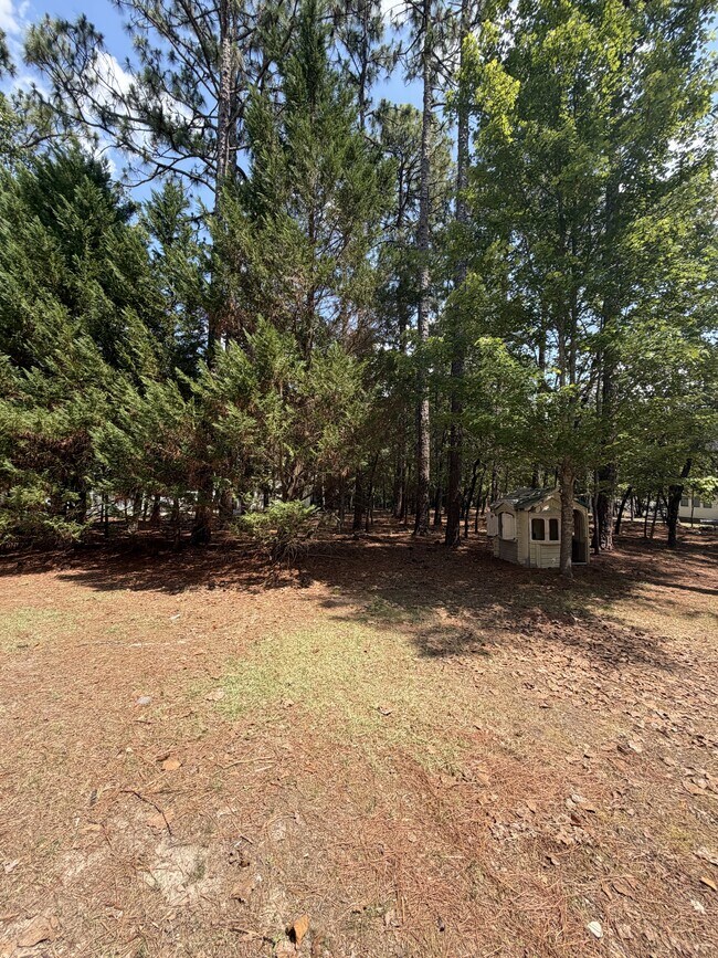 Building Photo - 44 Cutter Cir