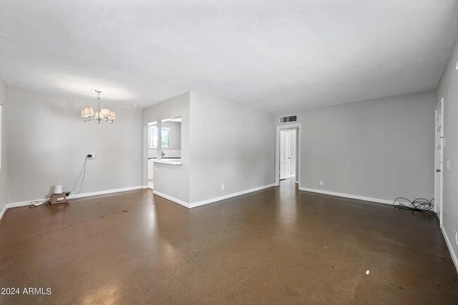 Building Photo - 4009 N 13th Ave