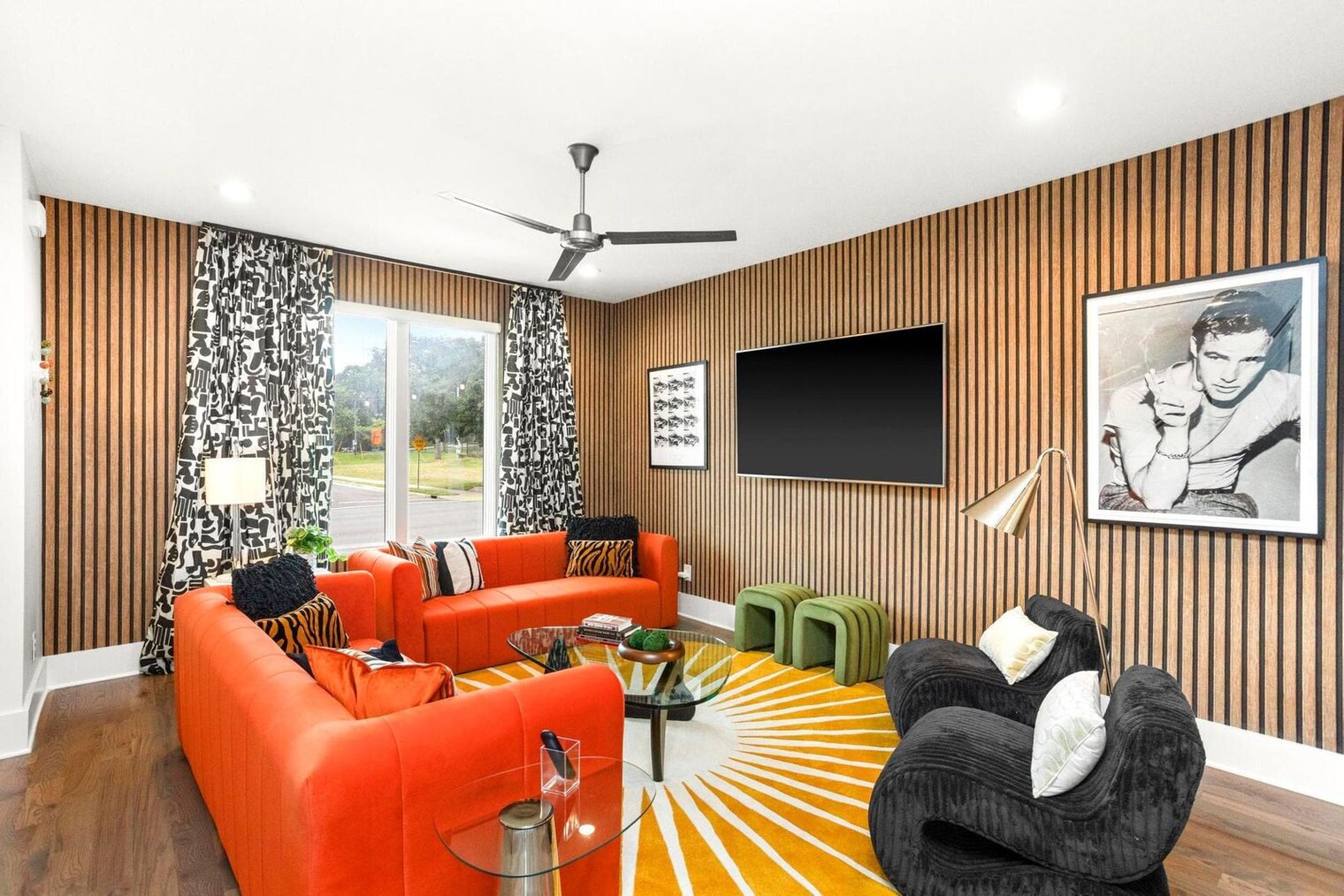 Building Photo - 1716 8th Ave S