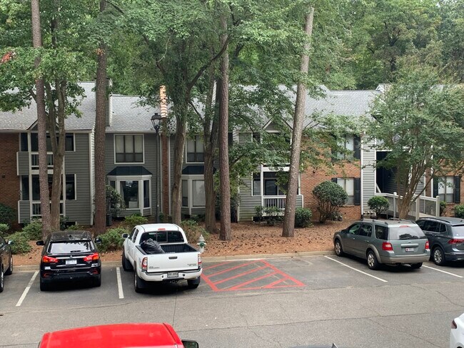 Building Photo - 524 Warm Springs Cir