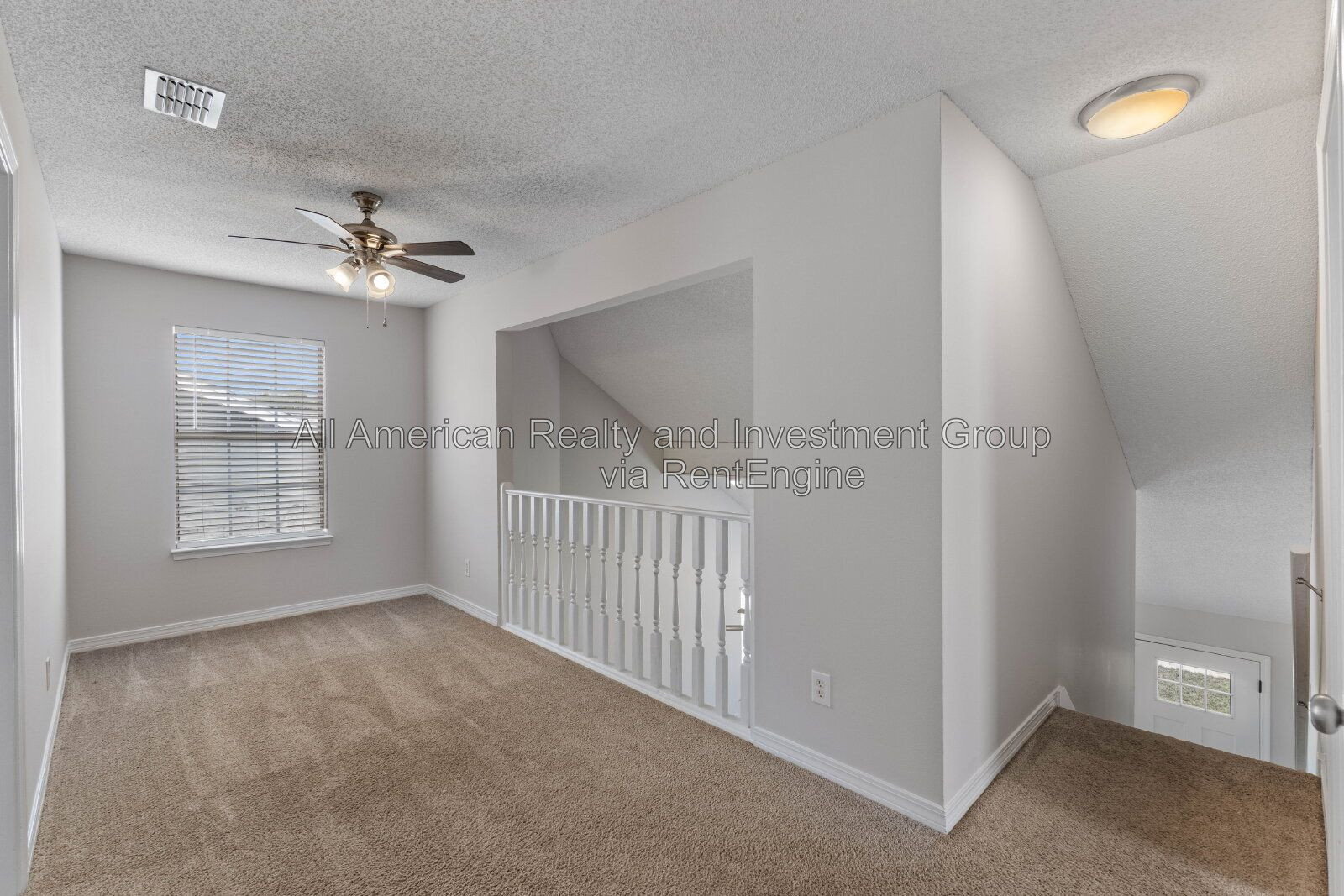 Building Photo - 608 Drakes Landing