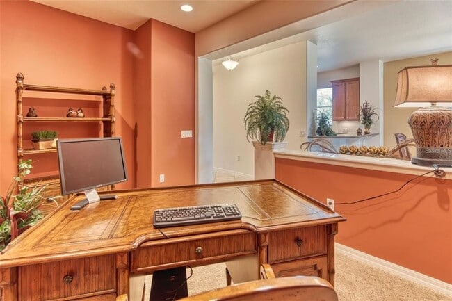 Building Photo - 2310 Palm Tree Dr