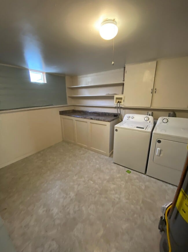 Building Photo - 1138 Avenue D