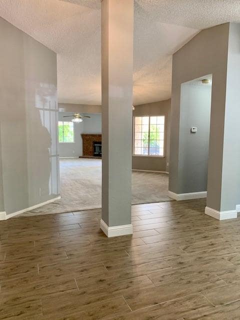 Building Photo - 6078 N Hazel Ave