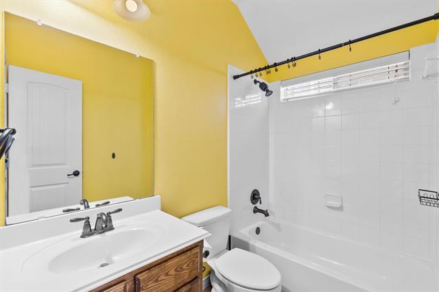 Building Photo - 1504 Pillar Bluff Way