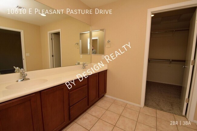 Building Photo - Sierra Morado - 2 Bed 2 Bath - Green Features - Vail Schools