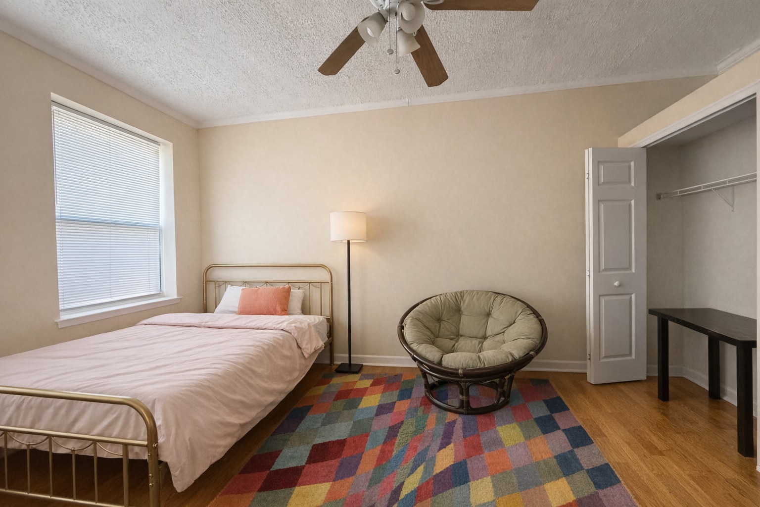 Bedroom 2 - 1070 W Granville Ave