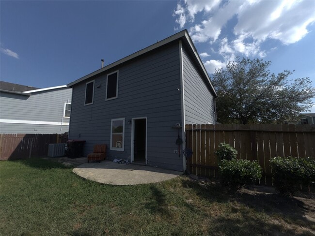 Building Photo - 503 Remington Glen Ct