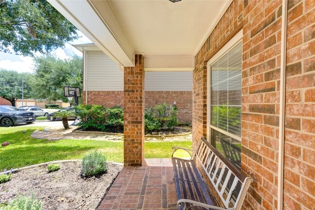 Building Photo - 2115 Sherbrook Park Ln