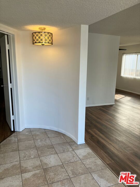 Building Photo - 11707 Kiowa Ave